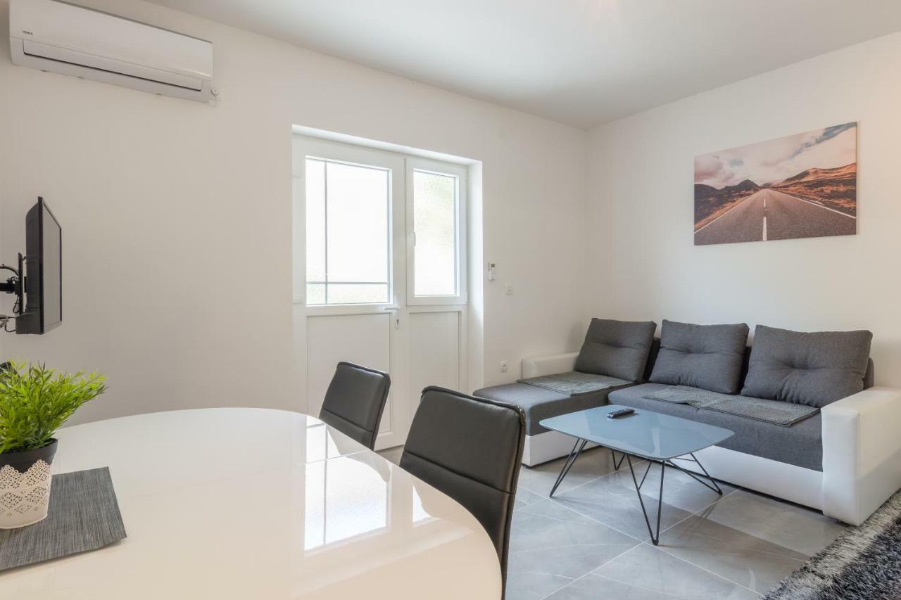 Luxury Apartment Melissa Vodice Exterior foto